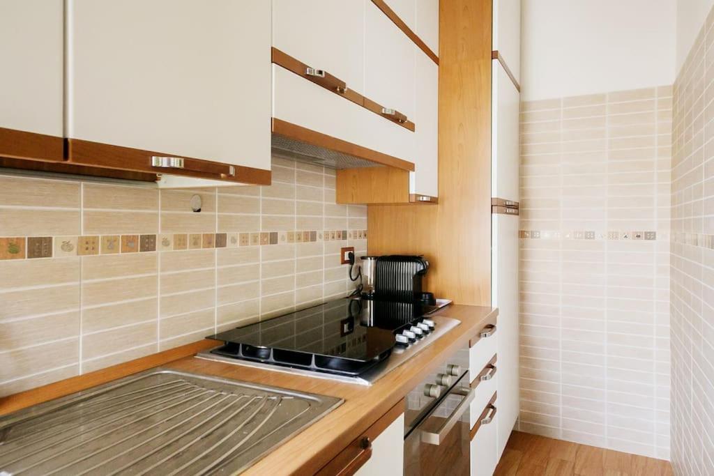 רומא Casa Angelina Con 3 Camere Da Letto מראה חיצוני תמונה