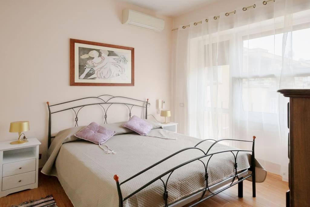 רומא Casa Angelina Con 3 Camere Da Letto מראה חיצוני תמונה