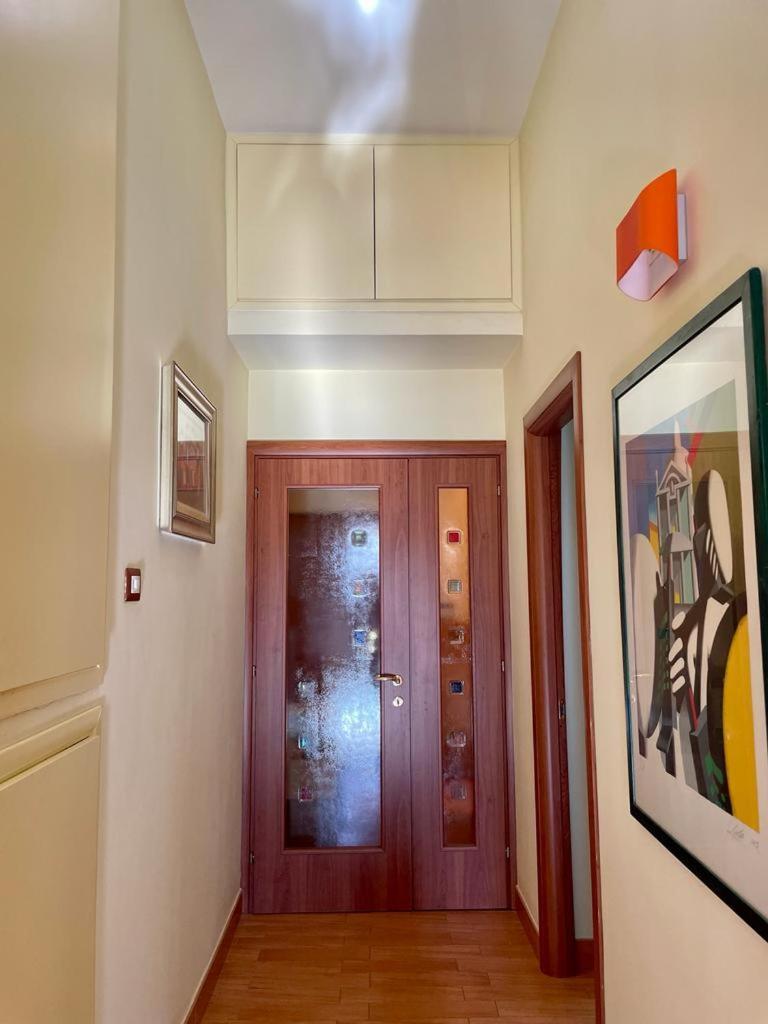 רומא Casa Angelina Con 3 Camere Da Letto מראה חיצוני תמונה