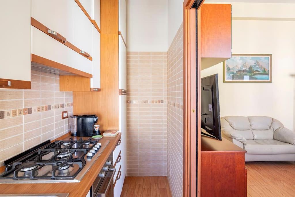 רומא Casa Angelina Con 3 Camere Da Letto מראה חיצוני תמונה