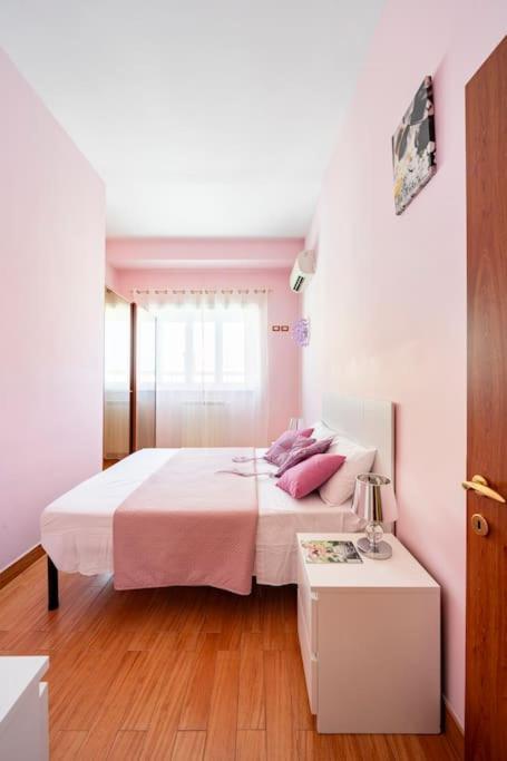 רומא Casa Angelina Con 3 Camere Da Letto מראה חיצוני תמונה
