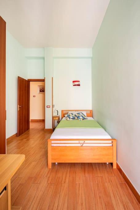 רומא Casa Angelina Con 3 Camere Da Letto מראה חיצוני תמונה